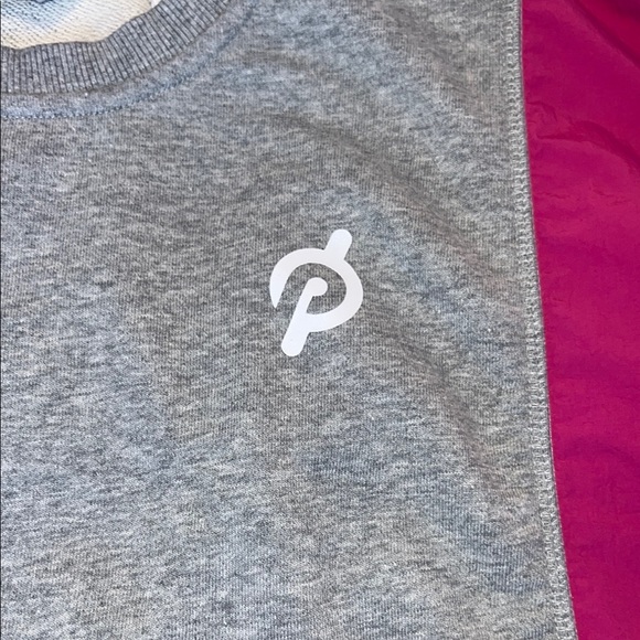 Peloton Sweatshirt Womens M Gray Pink White Active Windbreaker Chic
Pullover Top - Picture 8 of 9
